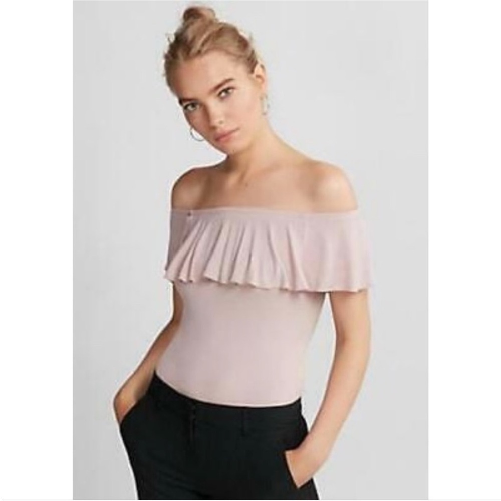 Express Bodysuit XS Ruffled Off-Shoulder Top Light Pink Ribbed Rayon Spandex